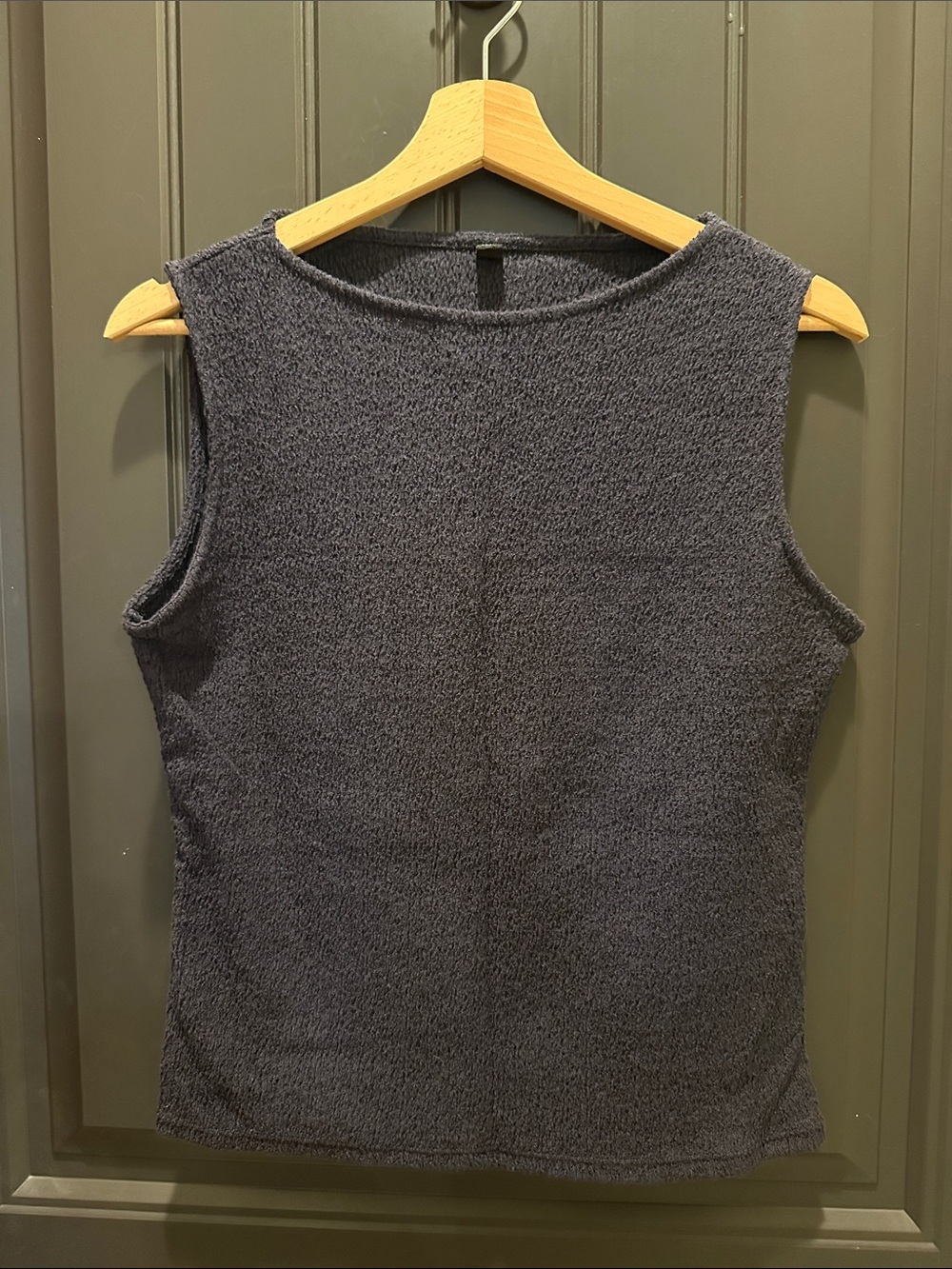 Uniqlo Navy Sleeveless Textured Knit Tank